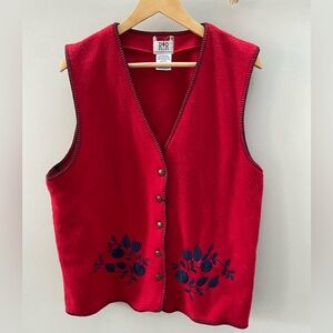 Vintage Crimson Fleece floral Embroidered Button Down Relaxed Fit Sweater Vest